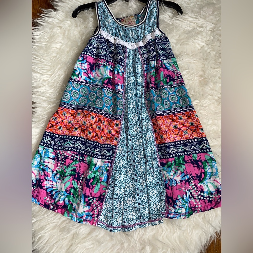 Multi color dress size 4 new condition